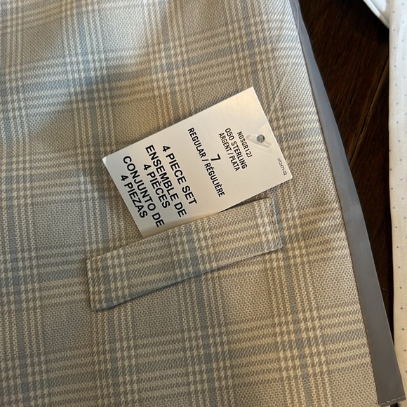 Suit set - Picture 4 of 7